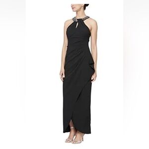 Petite Ignite Evening Wear NWT Size 10 Elegant Black Evening Gown